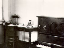 Spendiaryan’s study room