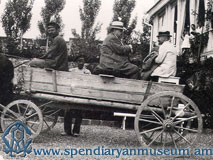 Spendiaryan and Glazunov in Sudak summerhouse yard (Sudak, 1912)