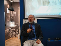 Արարատին նայող տունը